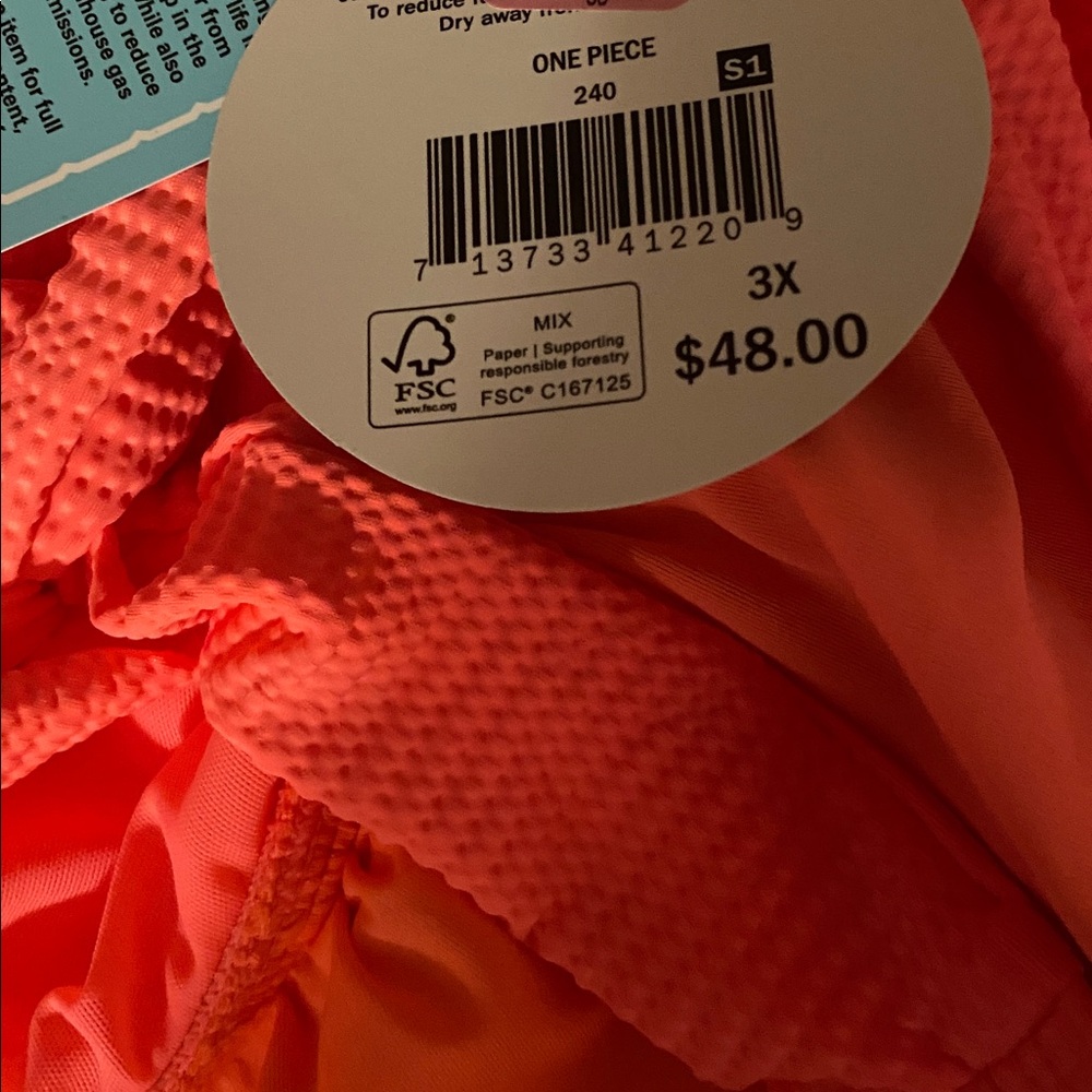 Sol borne NWT one piece size small lightly padded cups - Picture 4 of 11